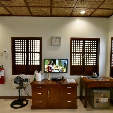 Nauvoo Farm Resort Magalang Exterior foto