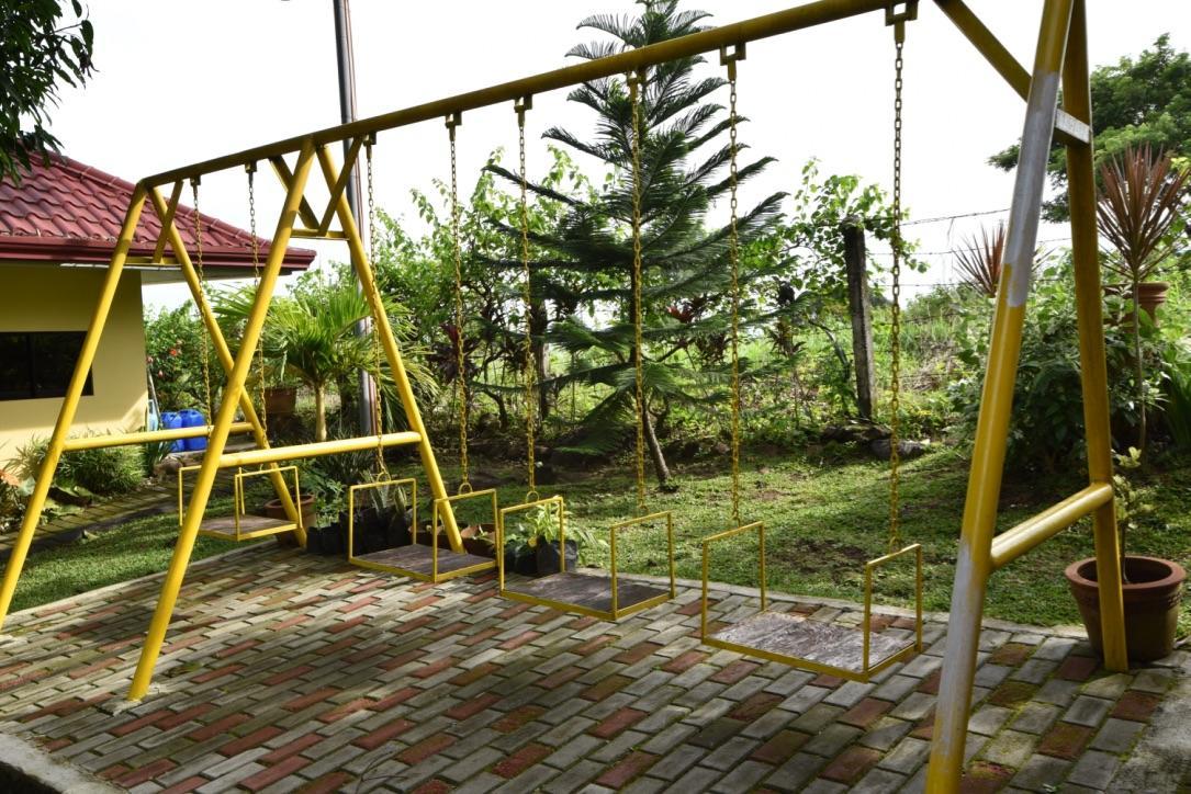 Nauvoo Farm Resort Magalang Exterior foto