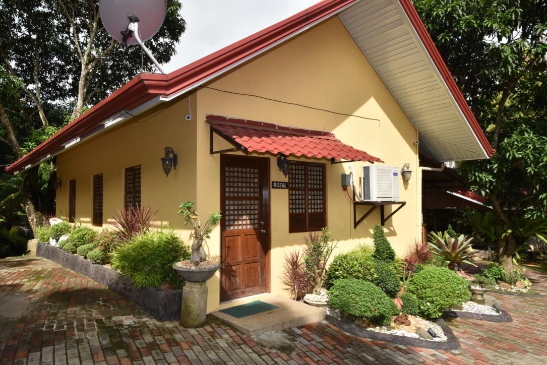 Nauvoo Farm Resort Magalang Exterior foto